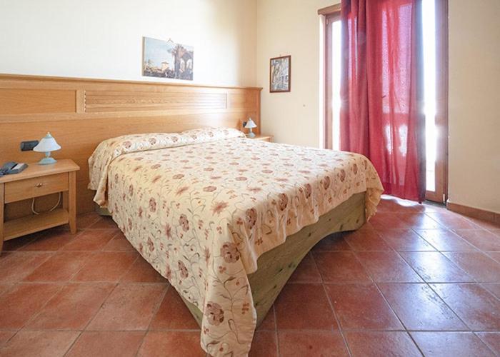 Hotel Sottovento Sant'Egidio del Monte Albino Exteriér fotografie