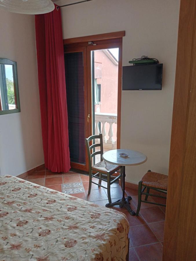 Hotel Sottovento Sant'Egidio del Monte Albino Exteriér fotografie