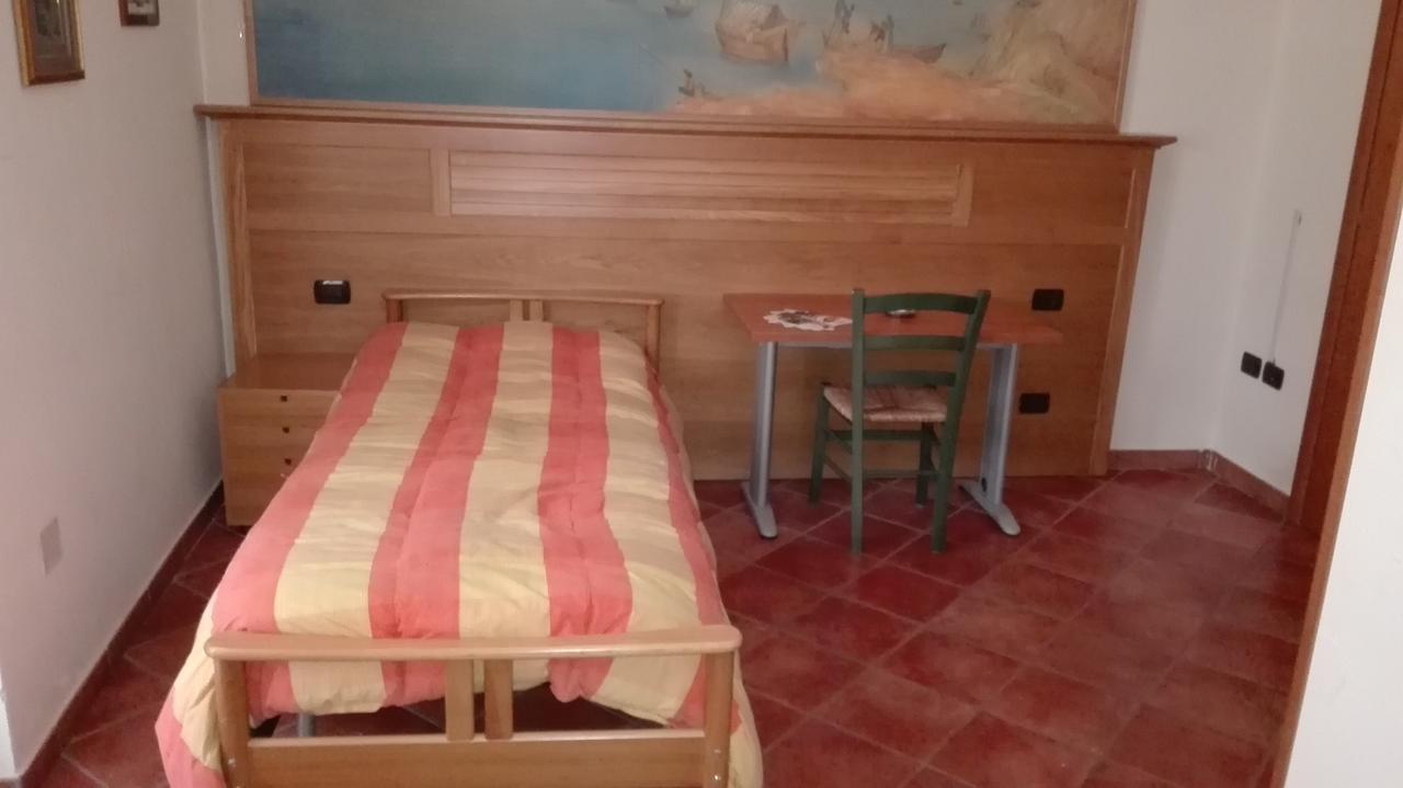 Hotel Sottovento Sant'Egidio del Monte Albino Exteriér fotografie