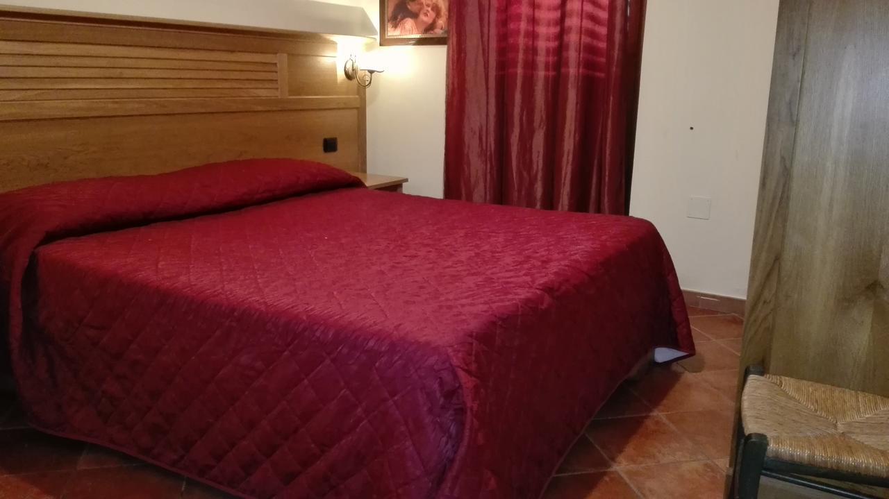 Hotel Sottovento Sant'Egidio del Monte Albino Exteriér fotografie